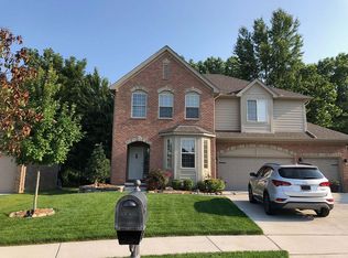 12136 Petros Ct, Sterling Heights, MI 48313