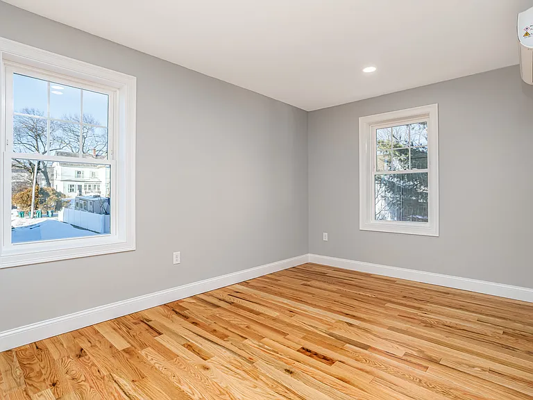 27 Milton St #1 — Photo 30
