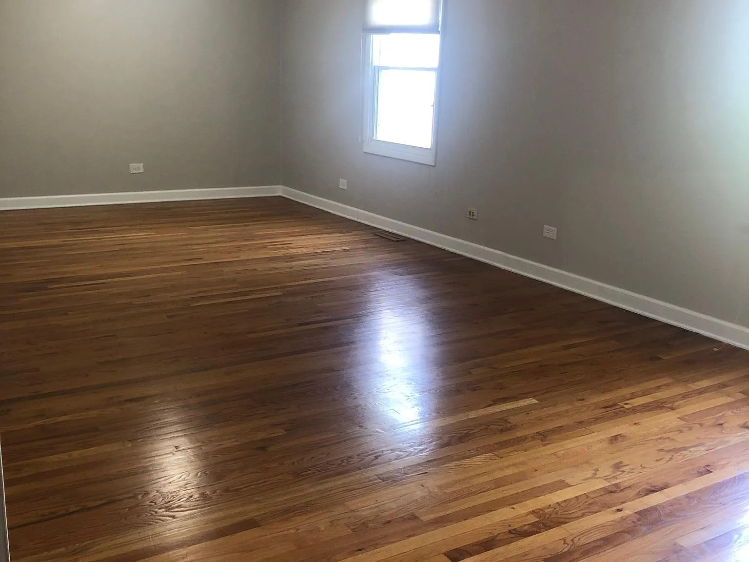 3 bed, 2.5 bath, 1250 sqft, $3,950 — Photo 4