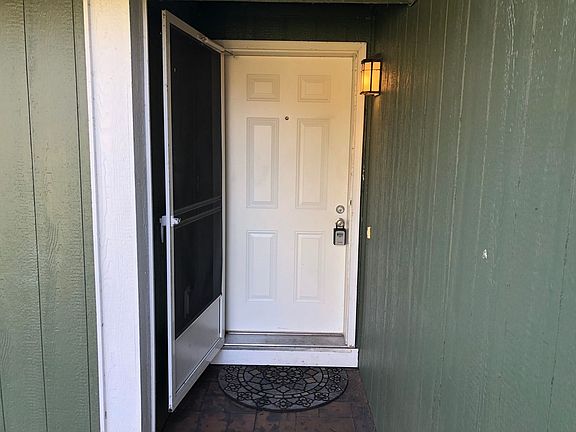 3rd image of 3585 Castrey St
