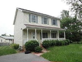 2nd image of 8908 Church Ln #A