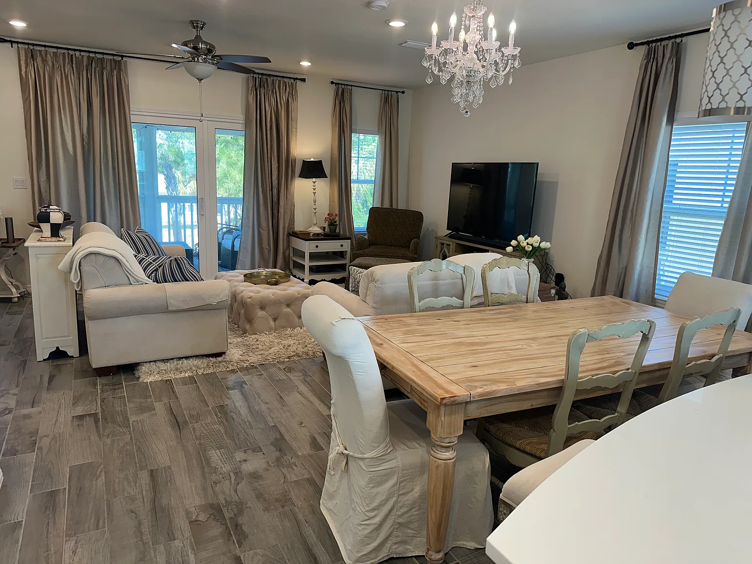 2 bed, 2.5 bath, 1500 sqft, $2,800 — Photo 1
