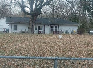 407 E 16th St, Connersville, IN 47331