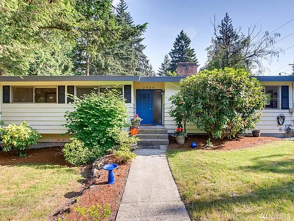 2nd image of 2904 128th Ave SE