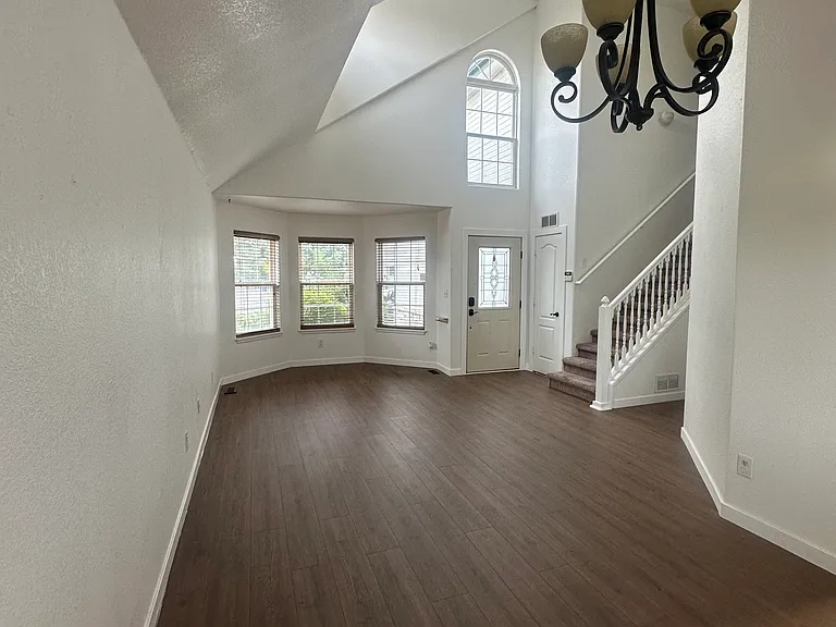 4302 Limestone Ln — Photo 1
