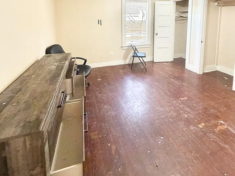 37 Pond St #2 — Photo 3