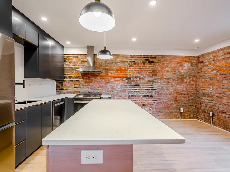 410 Ann Ave #2 — Photo 11