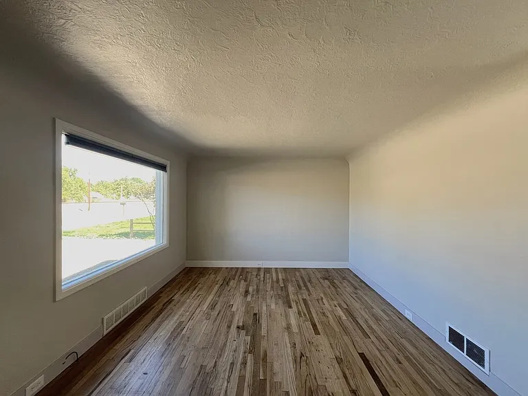 4815 W Alpine St — Photo 5
