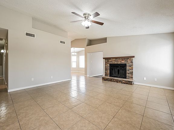 4th image of 5209 N 78th Dr