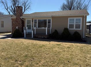 203 W 16th St, Larned, KS 67550