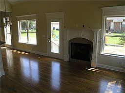 5th image of 7013 Venetian Way