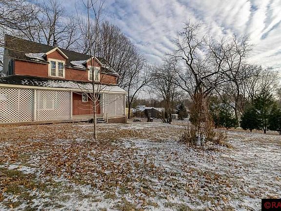 5th image of 209 Frank Ave NE