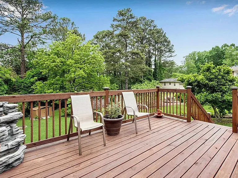 1109 Azalea Cir — Photo 19