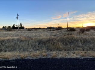20275 E Sunset Ln, Mayer, AZ 86333