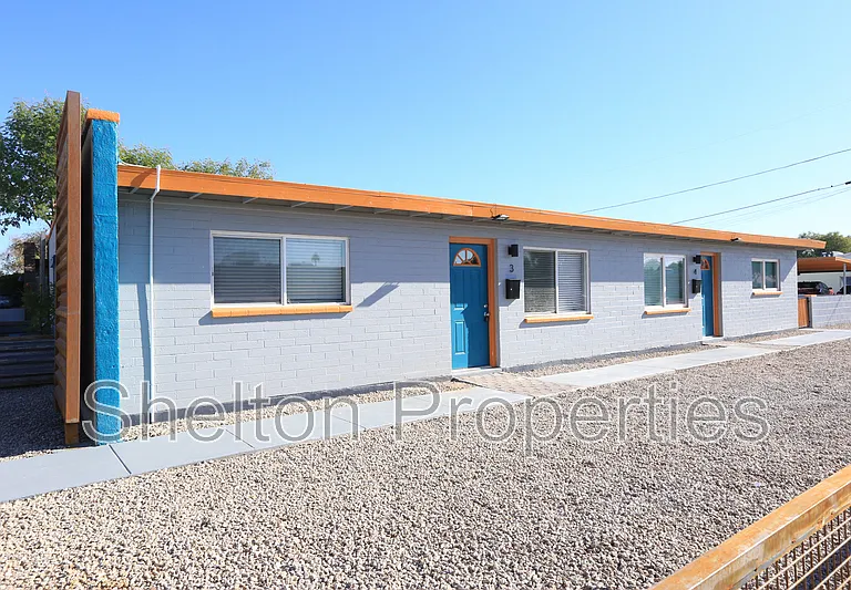 1747 E Virginia Ave #4 — Photo 2