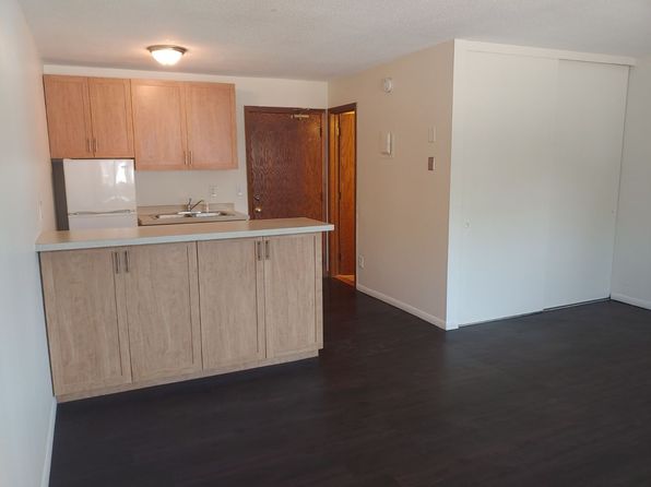 3030 Irving Ave S #204