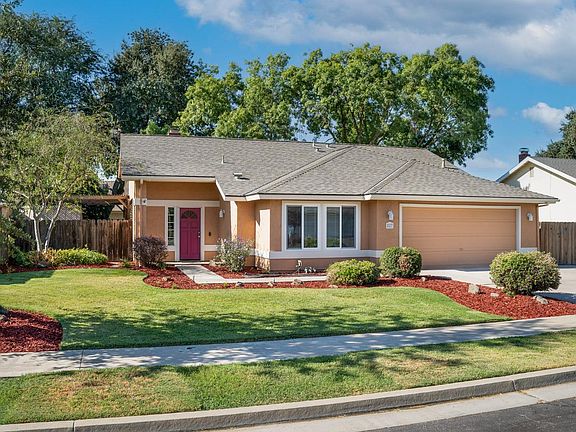 2nd image of 827 Elderwood Ln