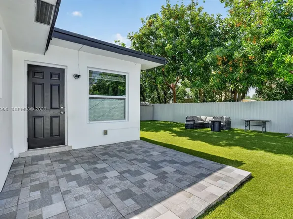 7860 NW 10th St, Pembroke Pines, FL 33024