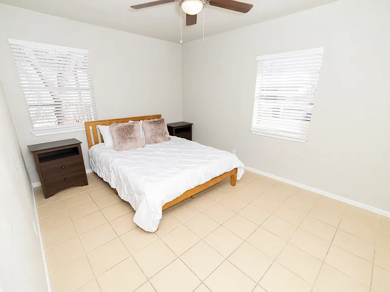 115 Dafoste Ave — Photo 9