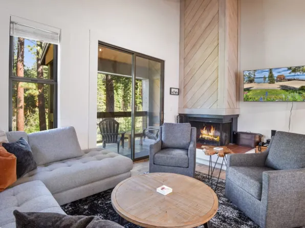 (undisclosed Address), Truckee, CA 96161