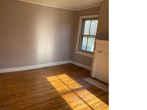 5th image of 701 Independence Ave