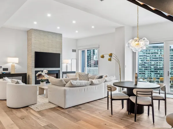300 Pier 4 Blvd Unit Phr, Boston, MA 02210