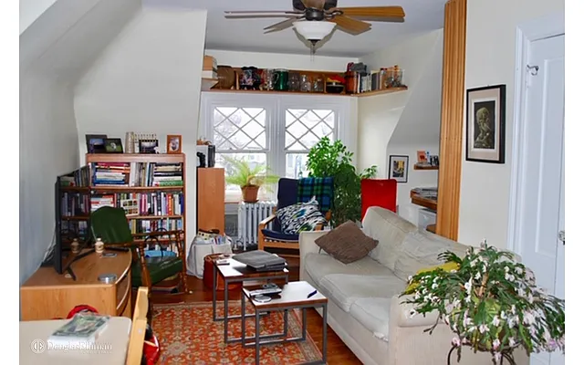 Rented by Douglas Elliman | media 10