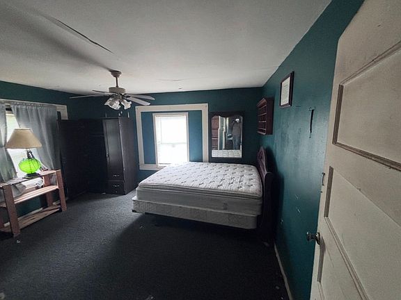 5th image of 1308 Williams St