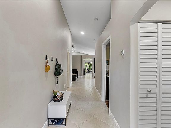 5th image of 5433 NW 50th Court