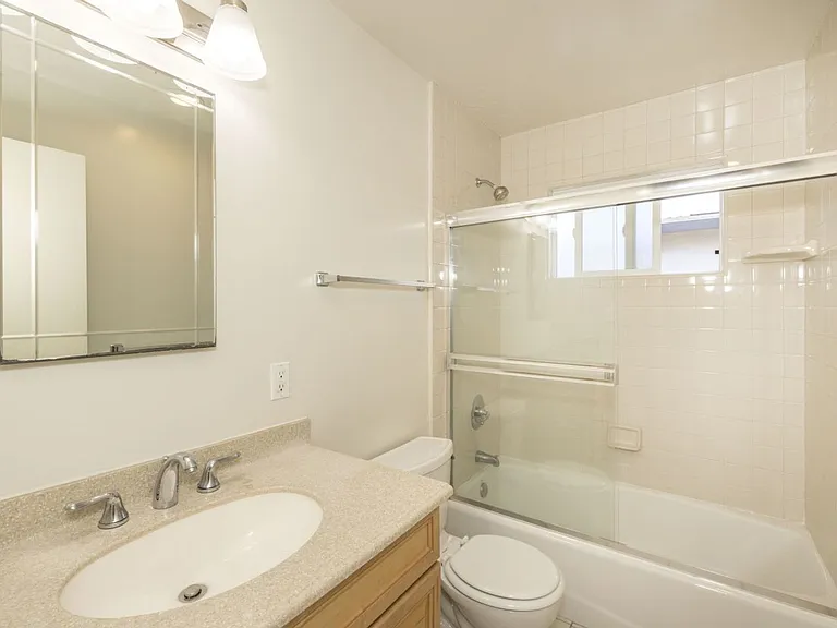 314 College Ave #1-6 — Photo 10