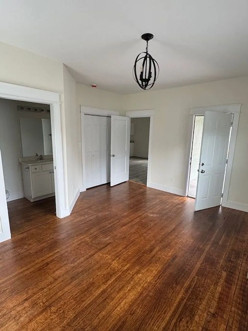 618 S Lincoln St — Photo 3