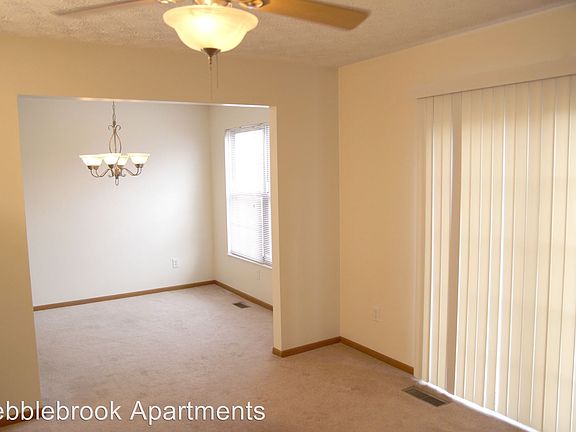 4th image of 101 Brookside Dr Unit D