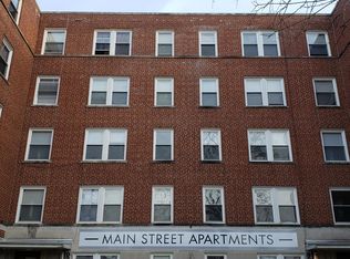 935 N Main St APT 105, Rockford, IL 61103