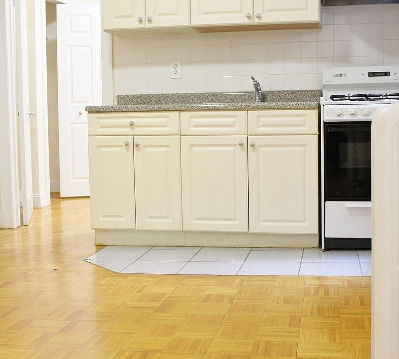 1st image of 535 E 78th St APT 2B