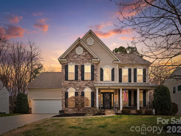 165 Pecan Hills Dr, Mooresville, NC 28115