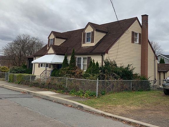 2nd image of 801 W Grant St