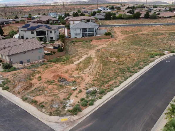4304 W Lyle St, Hurricane, UT 84737