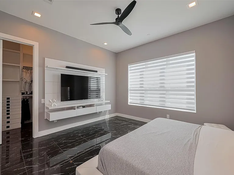 5919 E Post Oak Ln — Photo 26