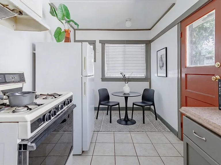 318 Firmin St #316 — Photo 16