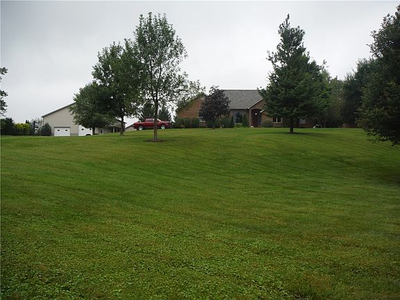 2nd image of 1007 S Ireland St