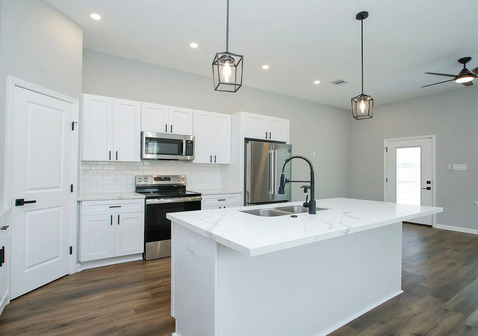 For Lease | 3 Bed, 2.5 Bath | 1,659Sq Ft | Medical Center South area | — Photo 4