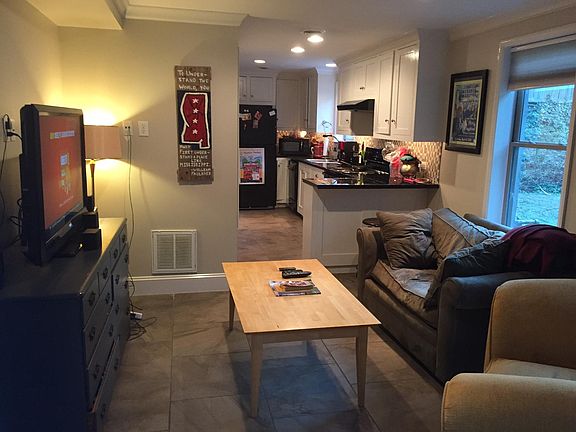 2nd image of 529 N 11th St #B