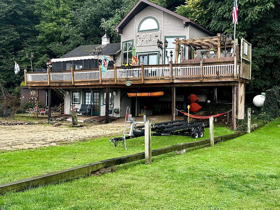 1st image of 249 Murphys Hollow Ln