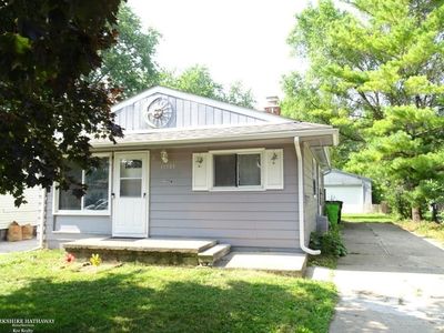 19101 Colorado St, Roseville, MI, 48066