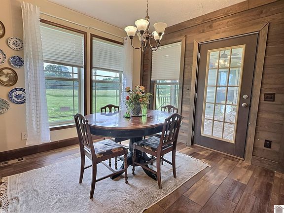 4th image of 3549 Wiswell Rd W
