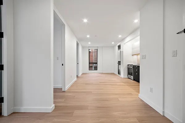 Rented by Twin Group | media 7