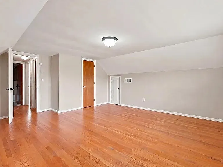 35 Avondale Dr #13 — Photo 18