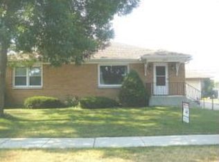639 W 6th St, Belvidere, IL 61008