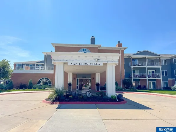 3001 S 51st Street Ct Unit 455, Lincoln, NE 68506