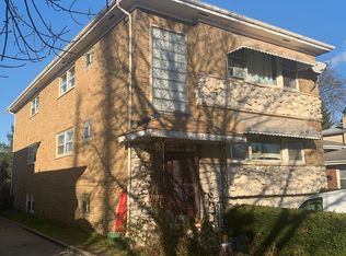 2320 Oakton St #B, Park Ridge, IL 60068